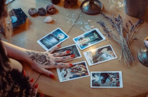 Tarot 806 Económico